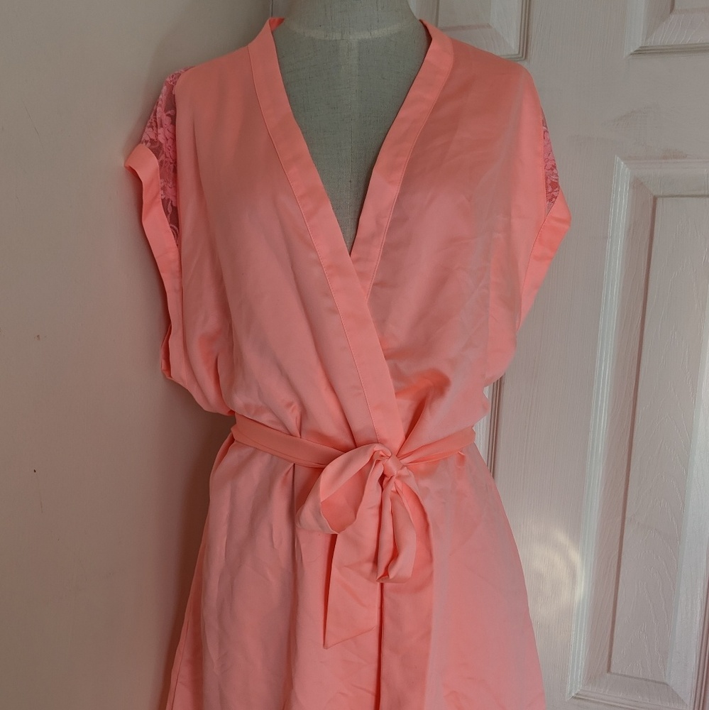 Victoria's Secret coral pink lace satin robe NEW